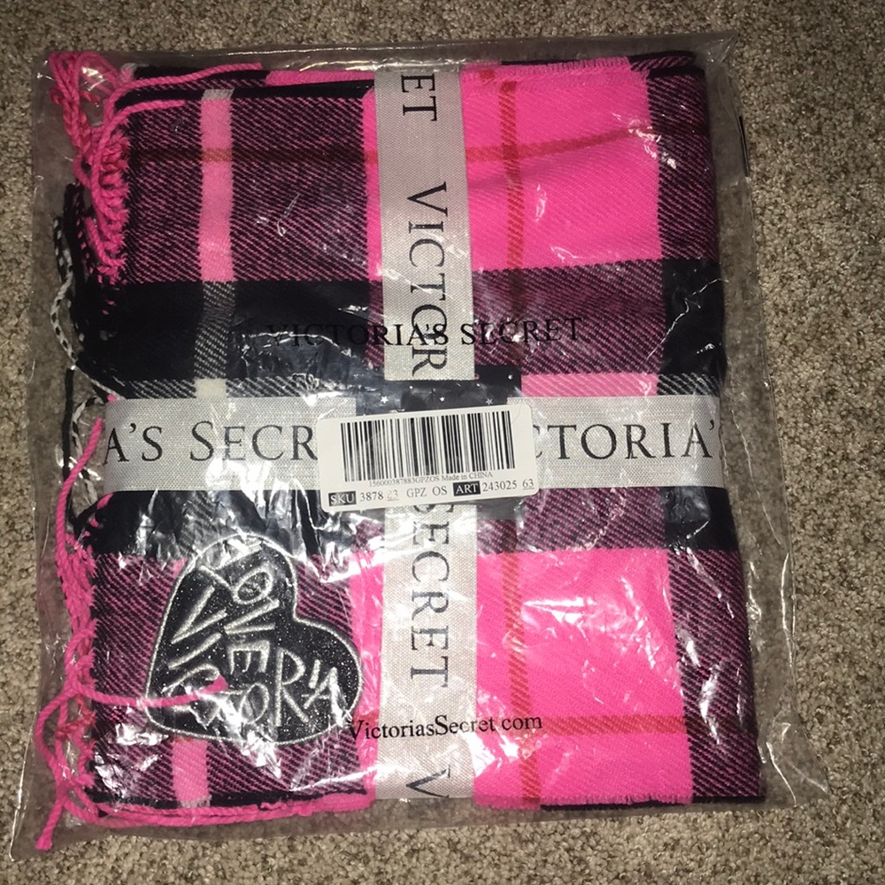 Victoria Secret Plaid scarf